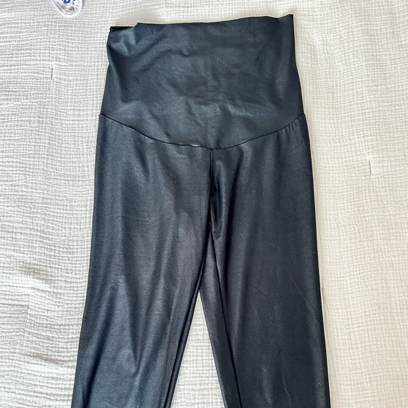 Boob Maternity and Post Pregnancy Glam Leggings - Picture 2 of 7